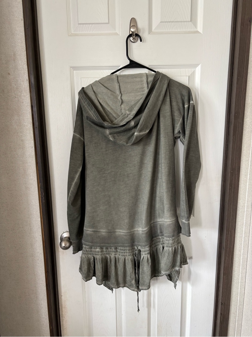 EARTHBOUND Olive Green Zip Hoodie with Subtle Texture - Picture 4 of 5